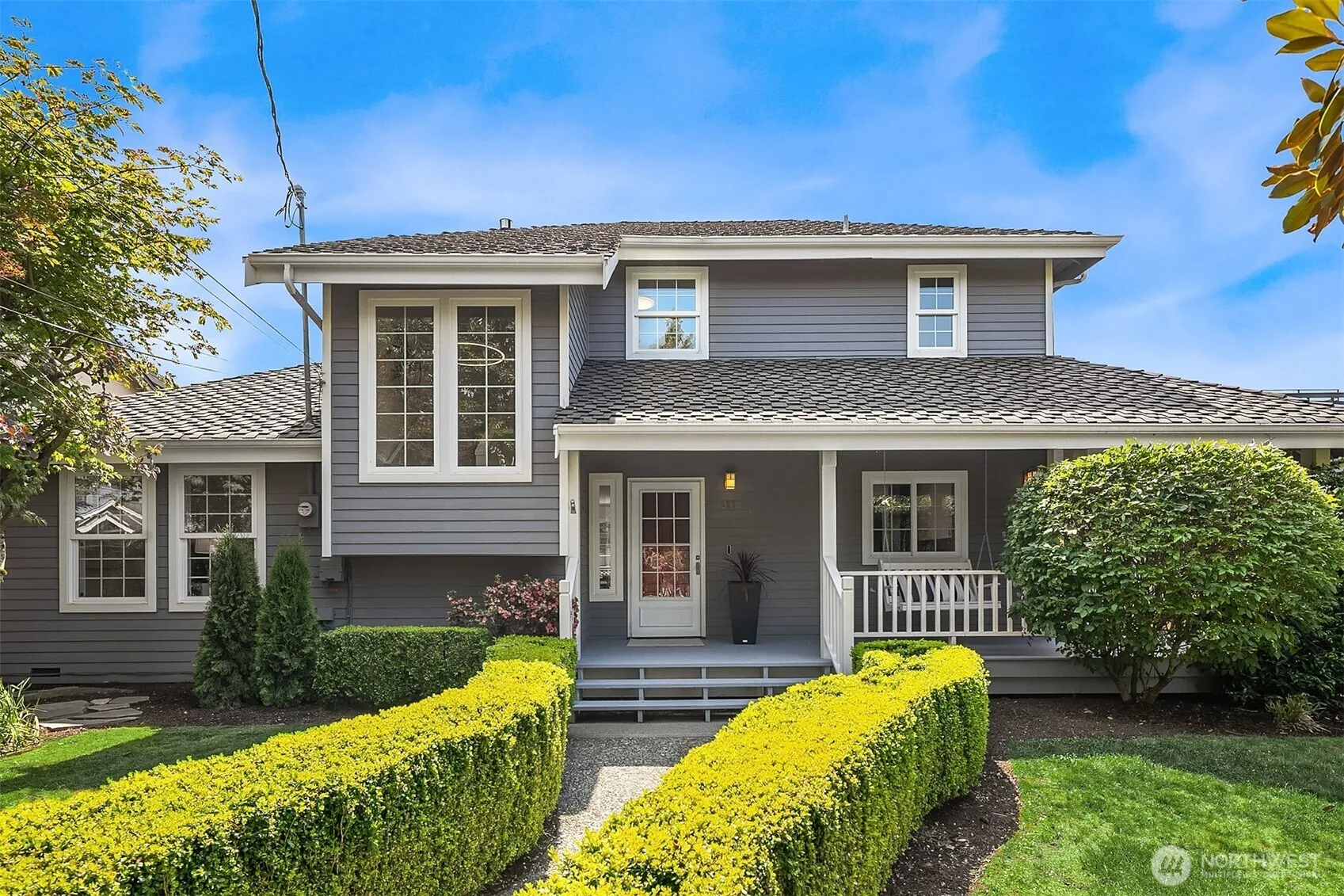 Property photo for 527 16th Avenue W, Kirkland photo 2