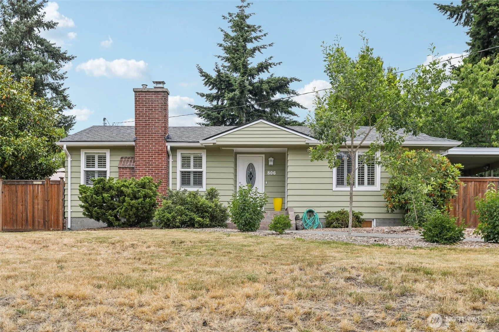 Property photo for 806 Sw 126 Street, Seattle
