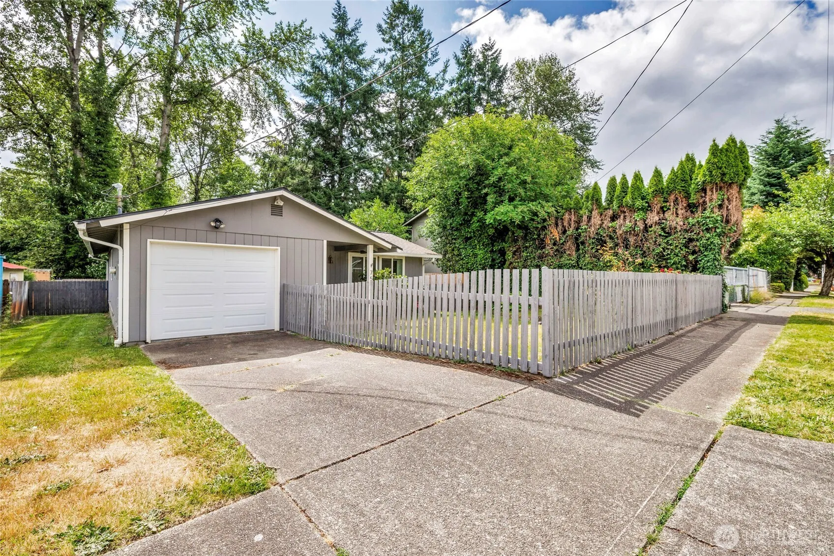 Property photo for 7509 E F Street, Tacoma photo 3