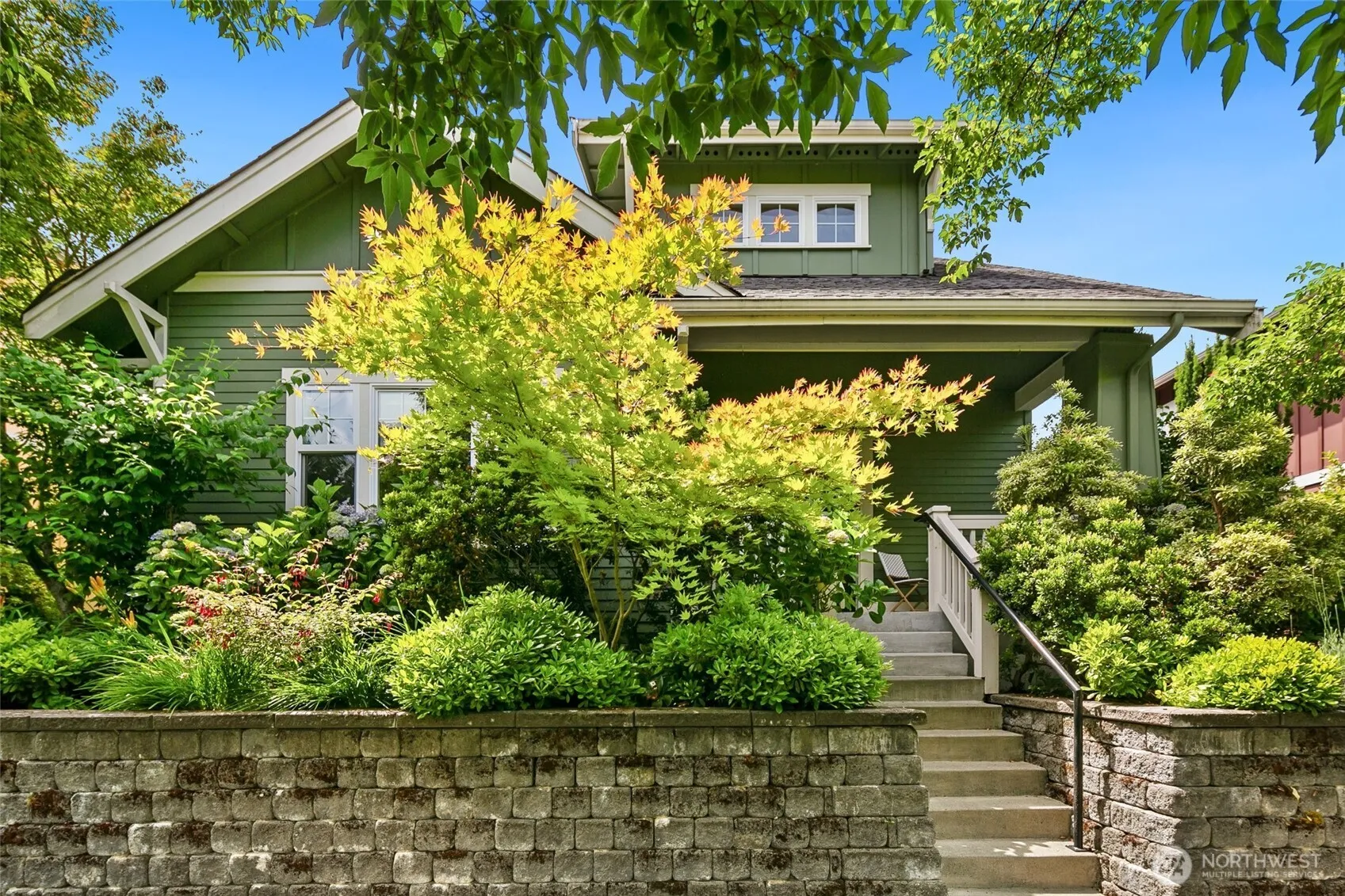 Property photo for 5933 31st Avenue Sw, Seattle