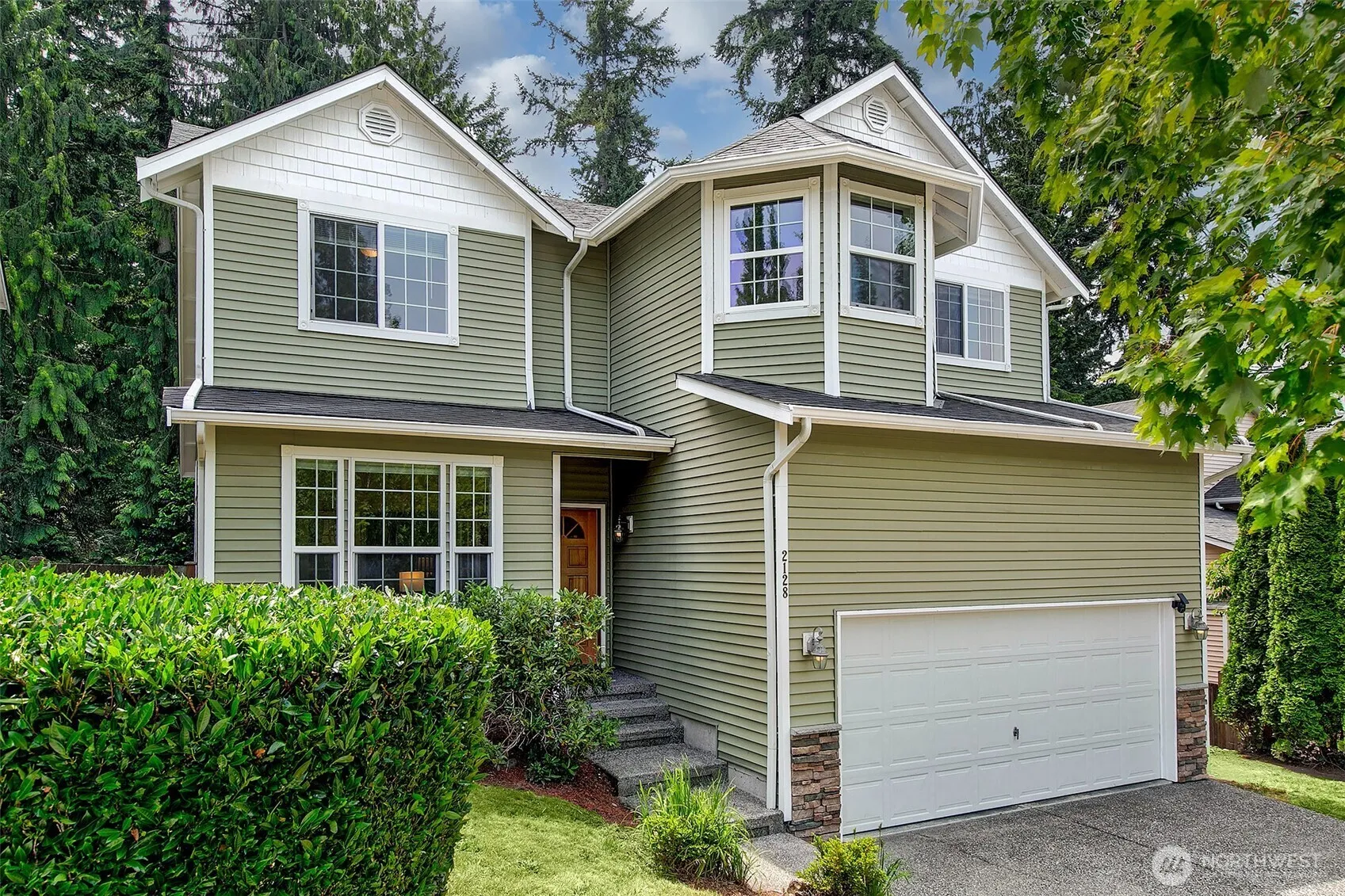 Property photo for 2128 151st Place Sw, Lynnwood