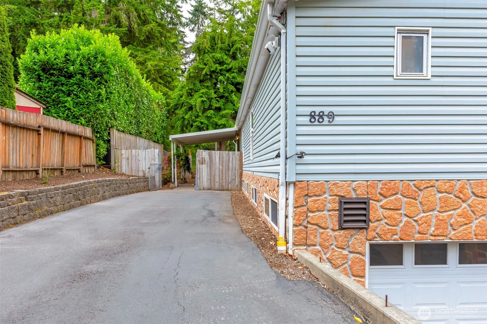 Property photo for 889 Ne Sleepy Way, Bremerton photo 3