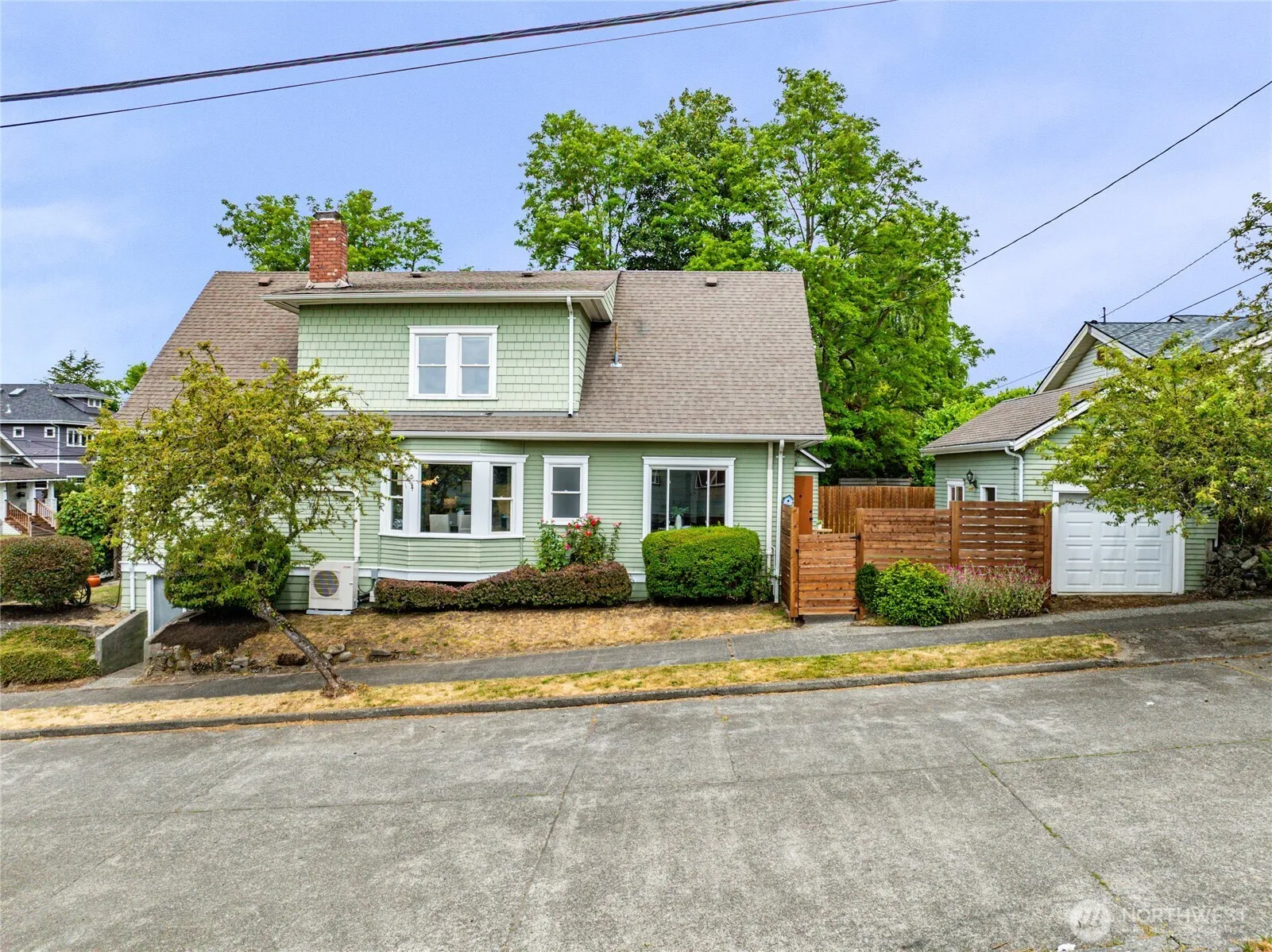 Property photo for 150 27th Avenue, Seattle photo 2