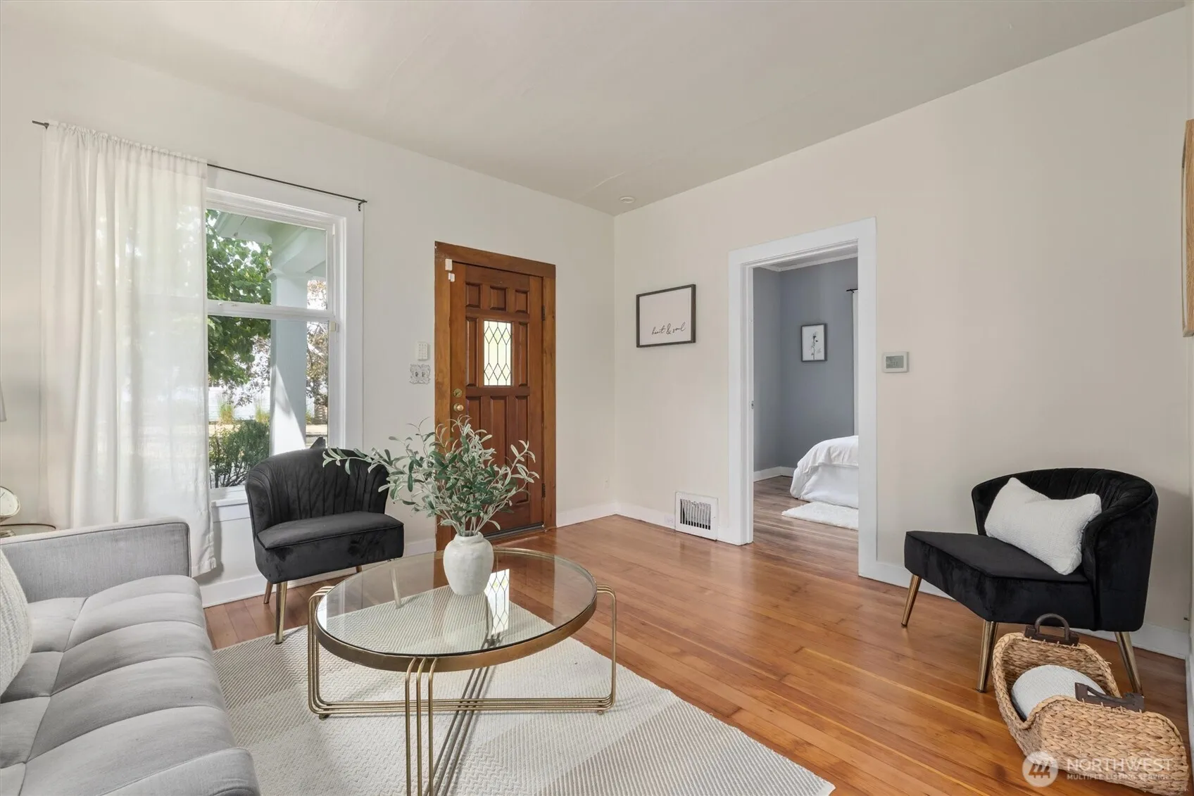 Property photo for 941 N 78th Street, Seattle photo 5