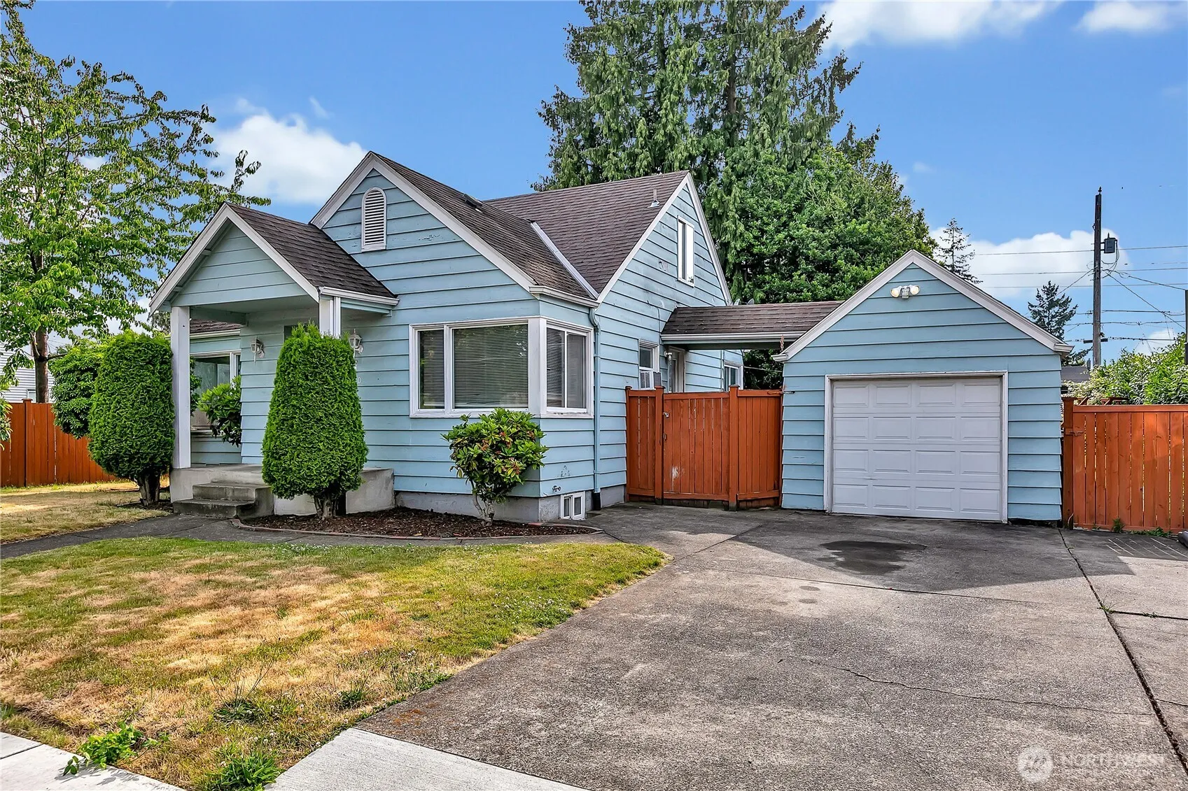 Property photo for 4020 S Bell Street, Tacoma photo 2