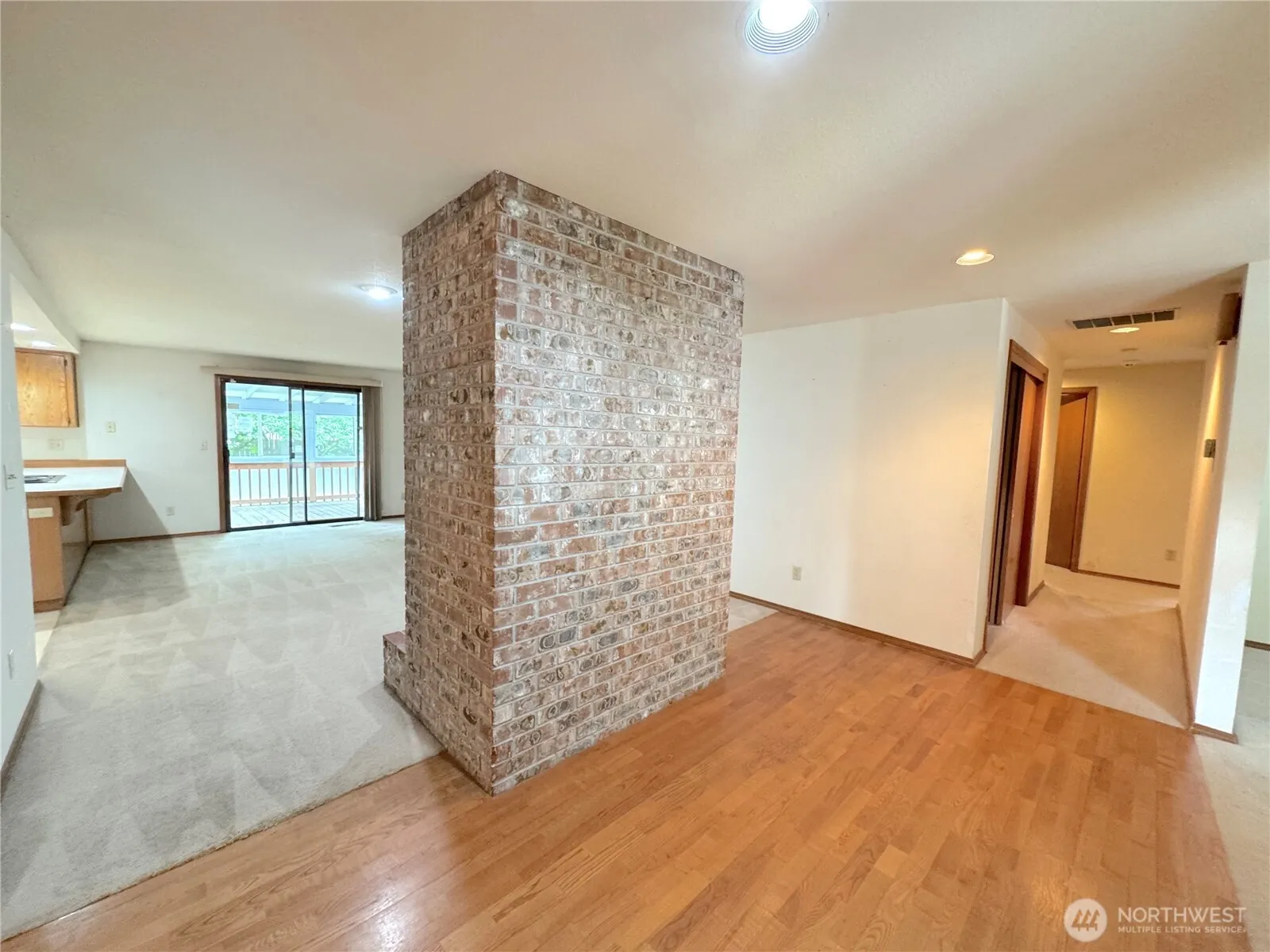 Property photo for 8911 Ne 32nd Avenue, Vancouver photo 3