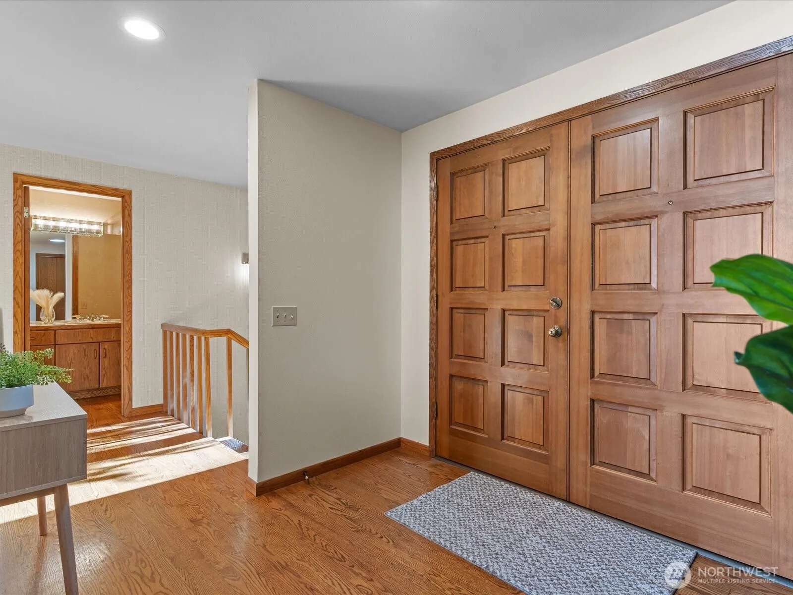 Property photo for 9742 49th Avenue Ne, Seattle photo 4