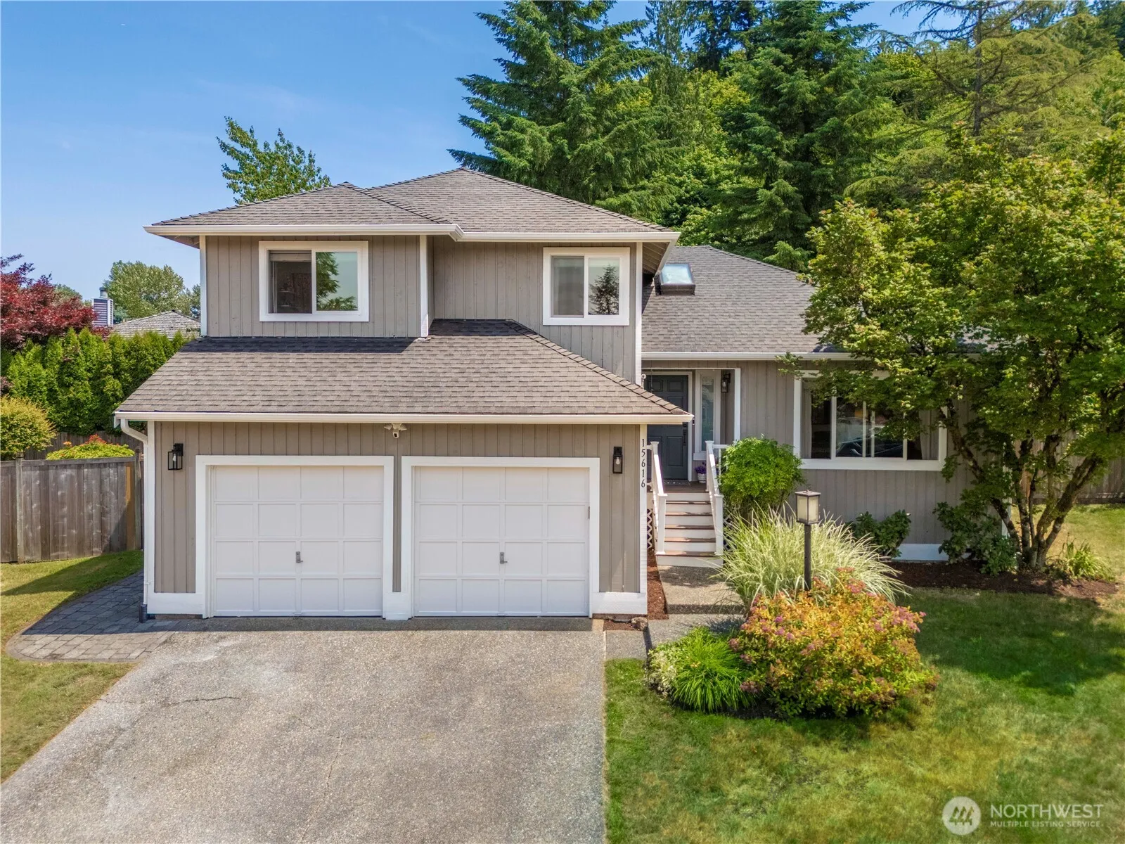 Property photo for 15616 160th Court Se, Renton photo 2
