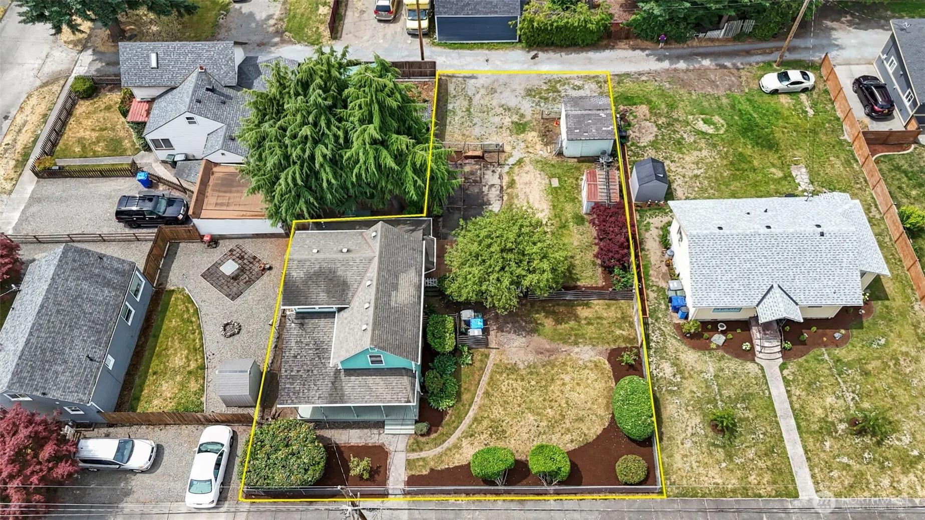 Property photo for 406 4th Street Ne, Puyallup photo 3