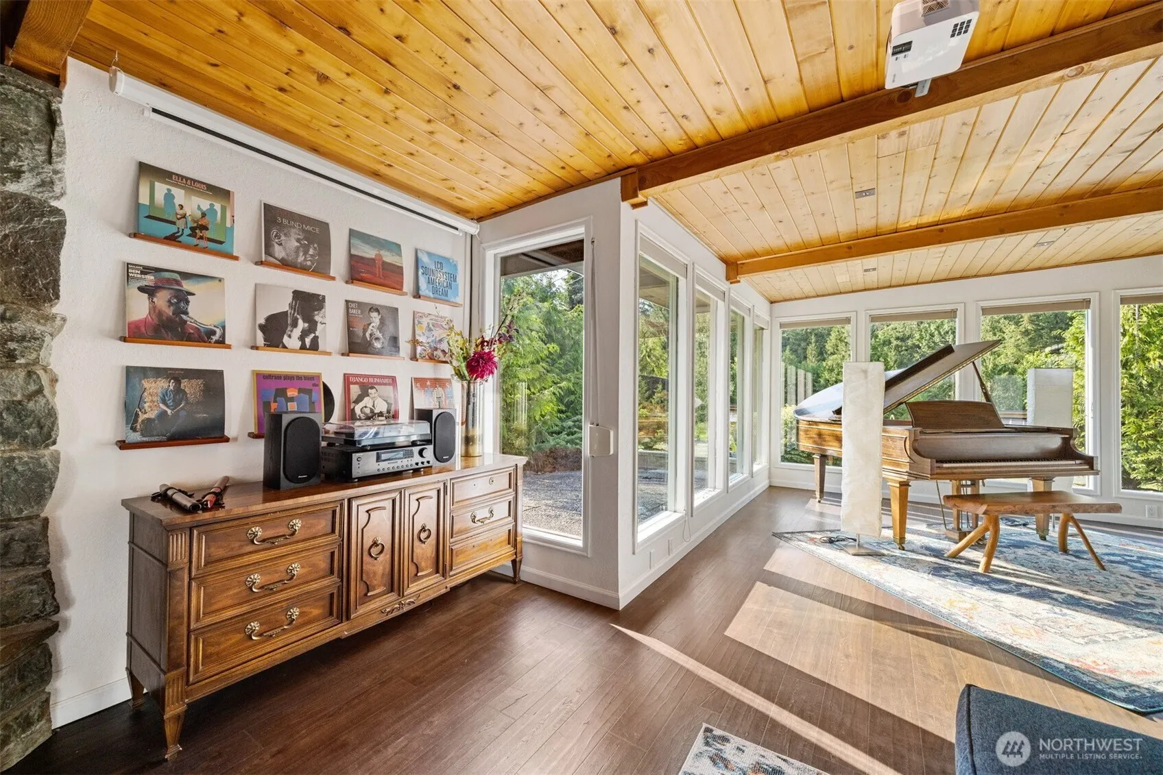 Property photo for 688 Old Samish Road, Bellingham photo 4