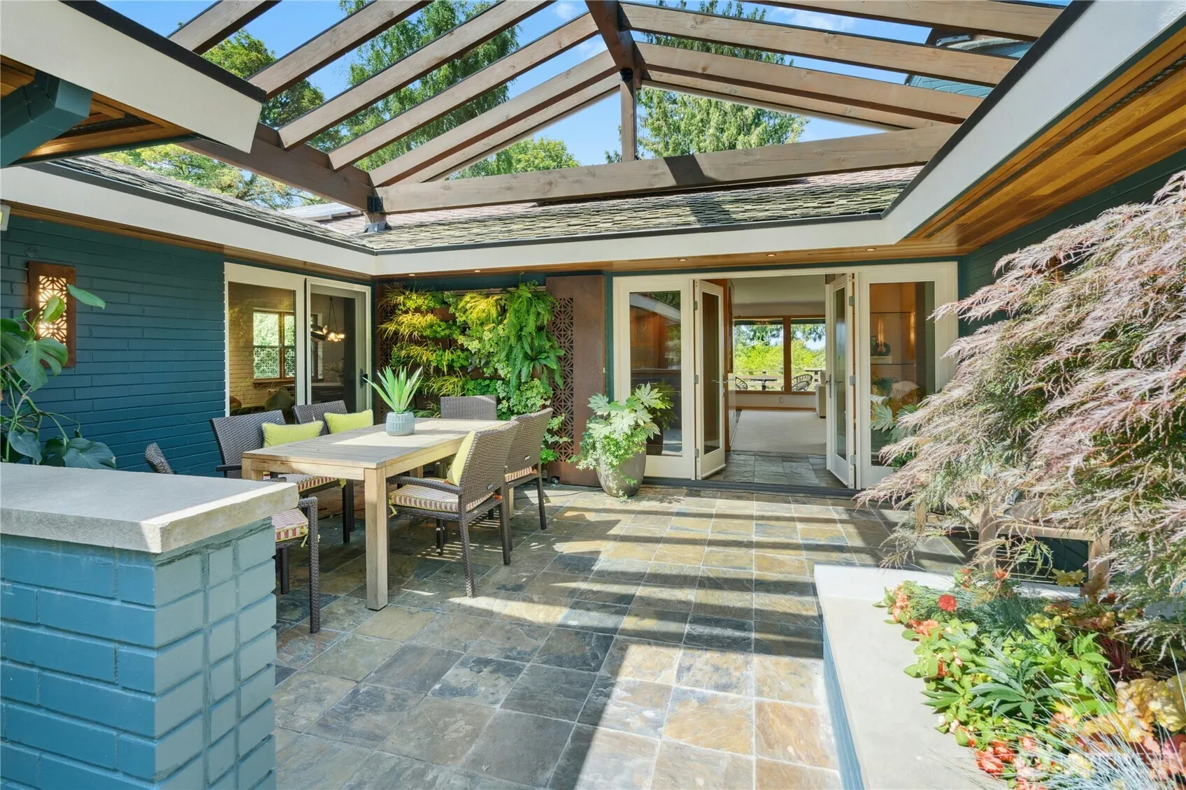 Property photo for 4242 Ne 89th Street, Seattle
