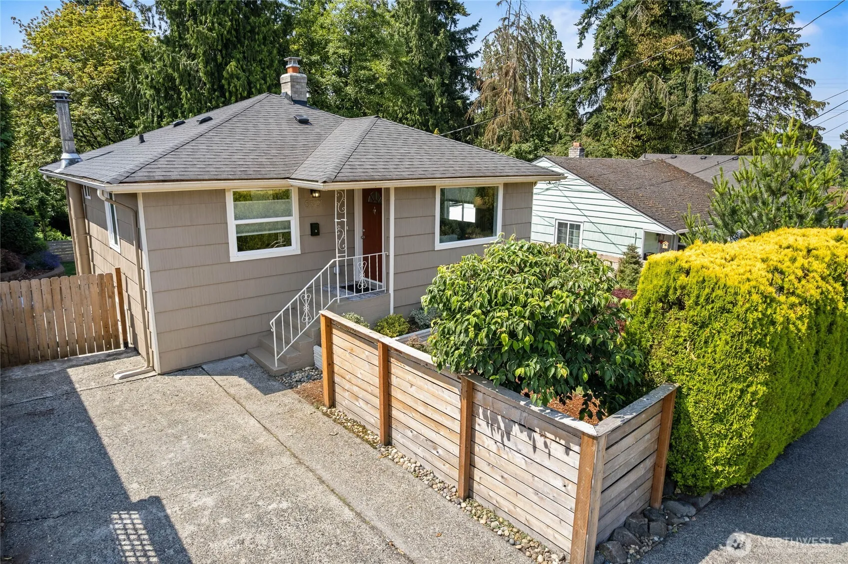 Property photo for 5521 S Bangor Street, Seattle