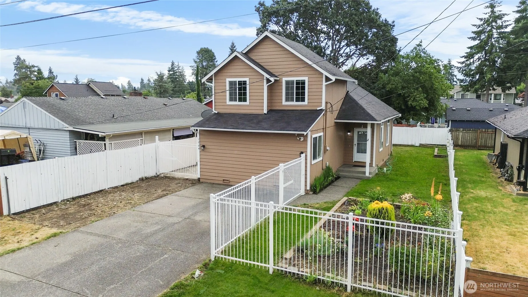 Property photo for 1704 Lafayette Street S, Tacoma