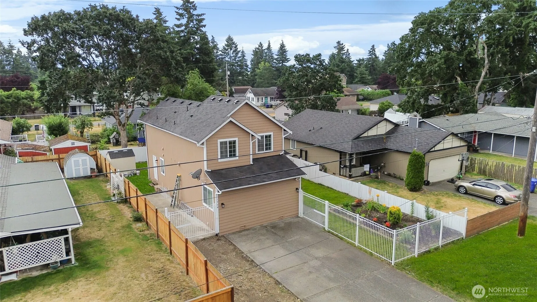 Property photo for 1704 Lafayette Street S, Tacoma photo 2