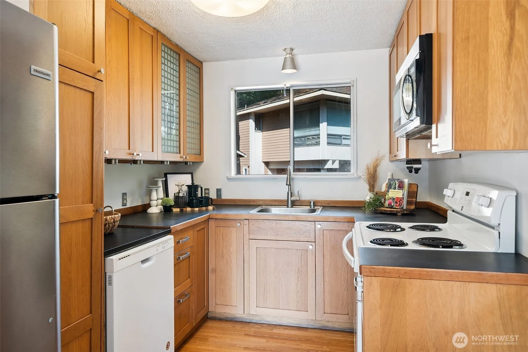 Property photo for 4445 Se Firmont Drive, Port Orchard photo 5
