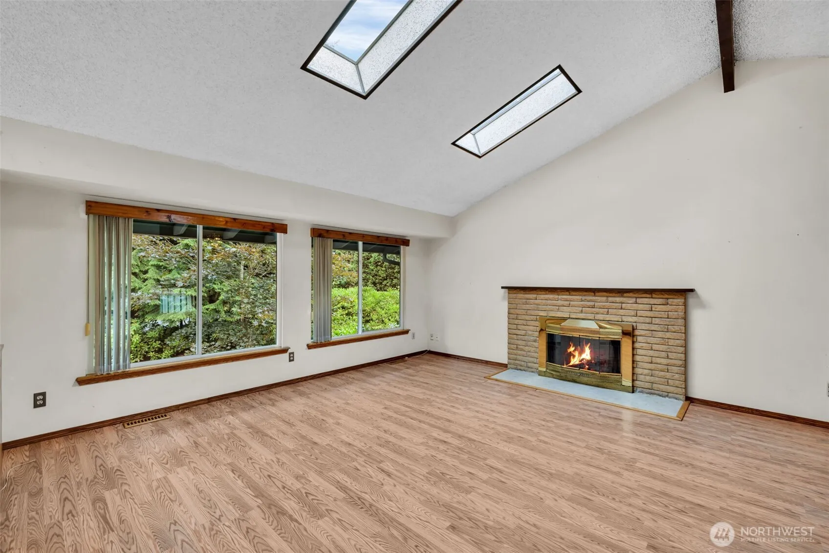 Property photo for 8141 Old Military Road Ne, Bremerton photo 5