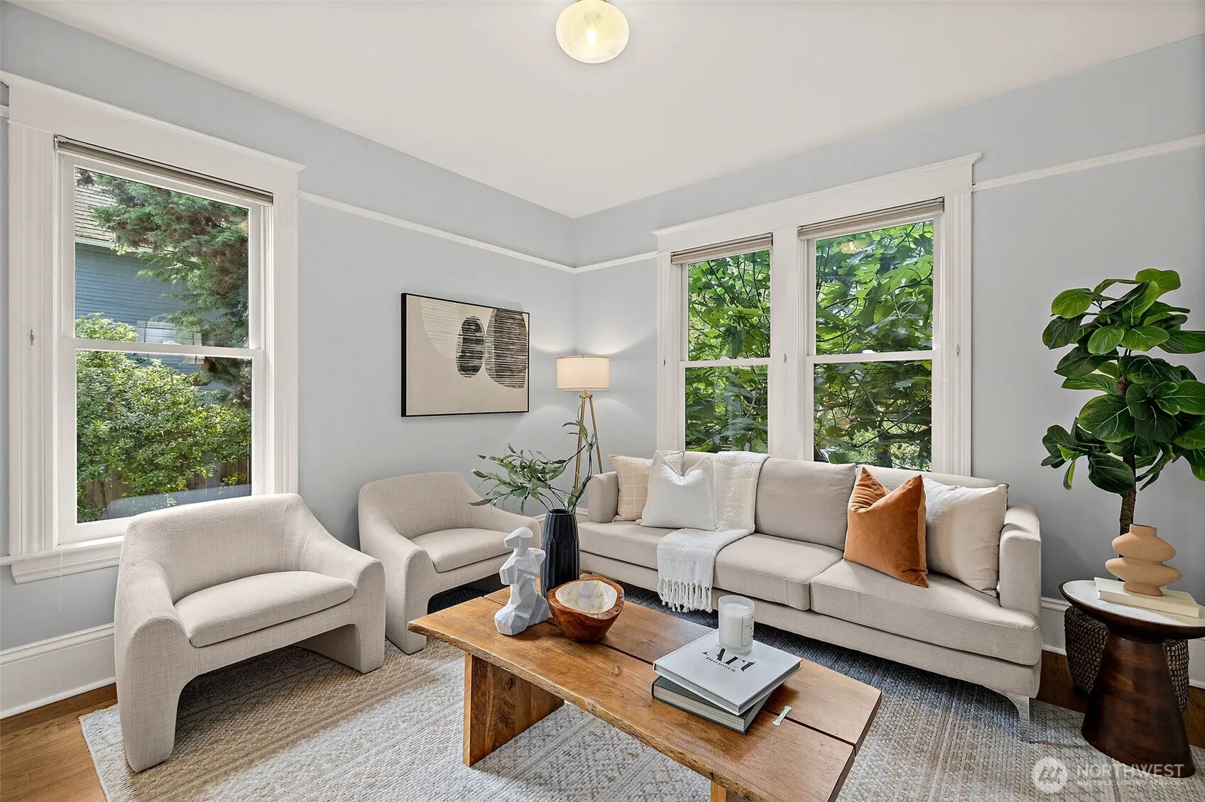 Property photo for 734 N 75th Street, Seattle photo 4