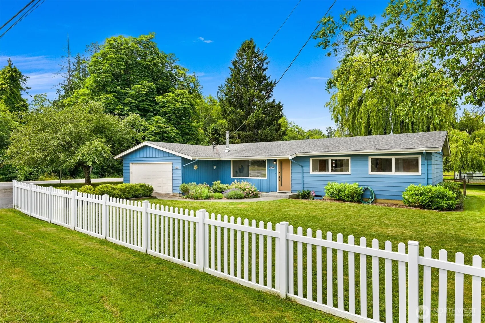 Property photo for 2892 E Smith Road, Bellingham