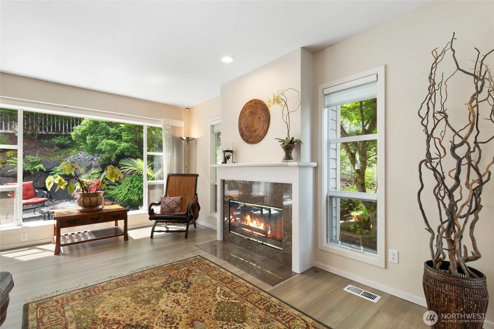Property photo for 11211 Ne 106th Place, Kirkland photo 4