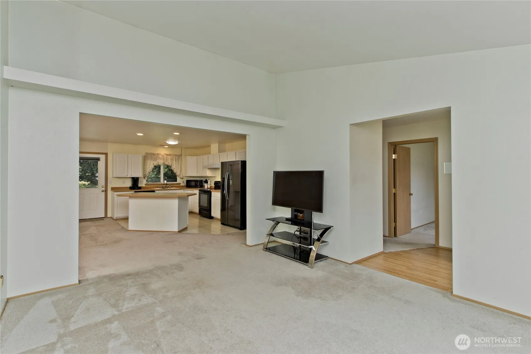 Property photo for 9927 140th St Ct E, Puyallup photo 3