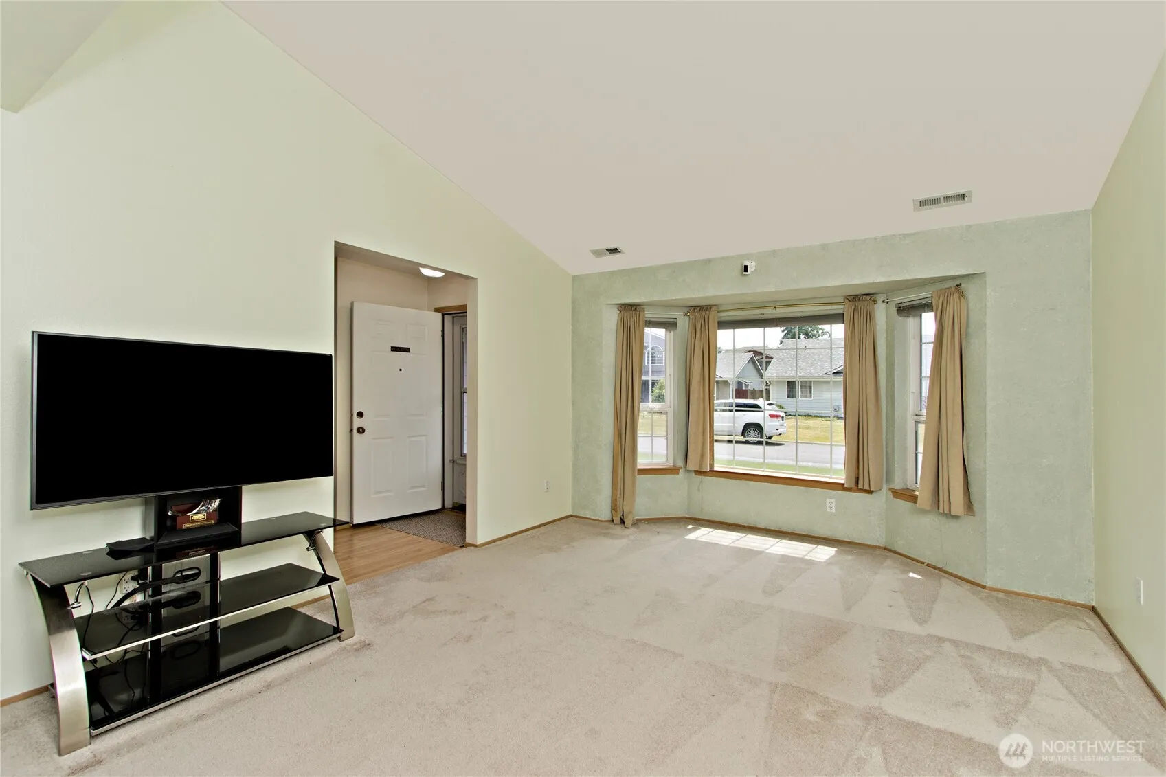 Property photo for 9927 140th St Ct E, Puyallup photo 4