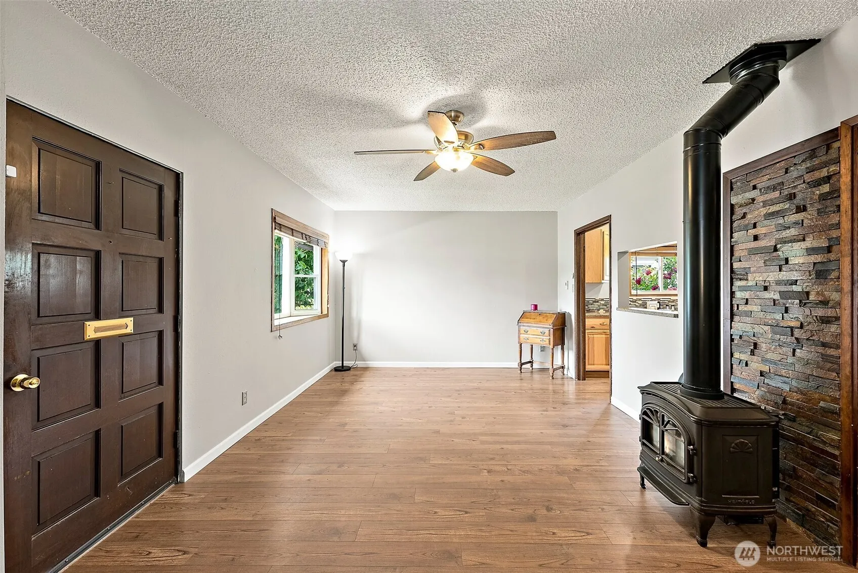 Property photo for 1023 S 60th Street, Tacoma photo 5