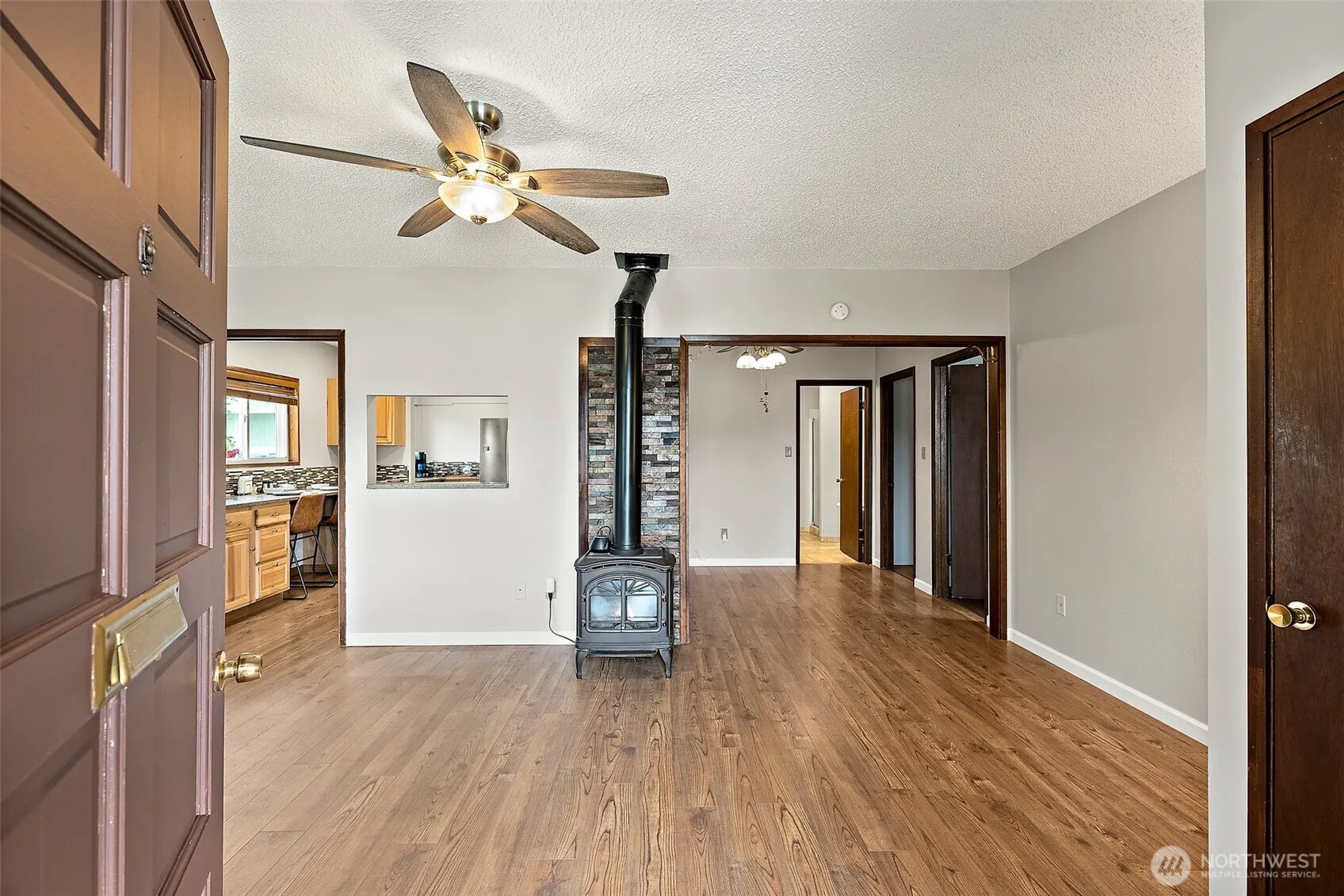 Property photo for 1023 S 60th Street, Tacoma photo 4