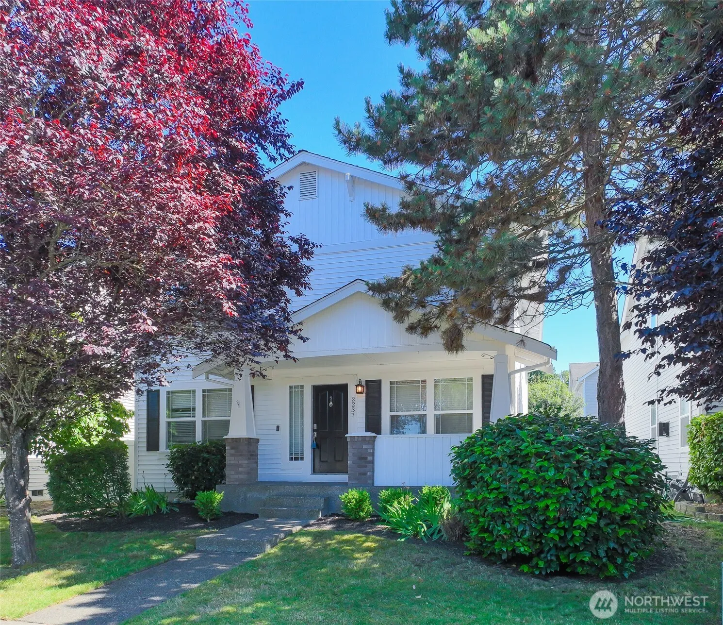 Property photo for 2237 Tolmie Street, Dupont