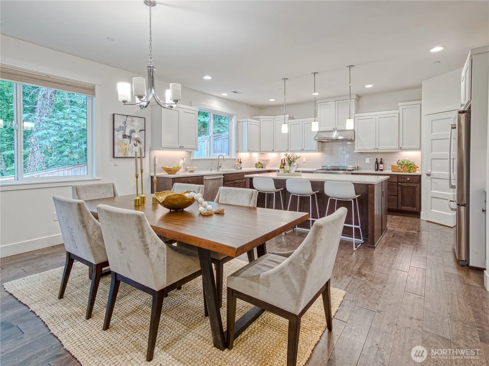 Property photo for 11316 Se 56th Ct, Bellevue photo 5