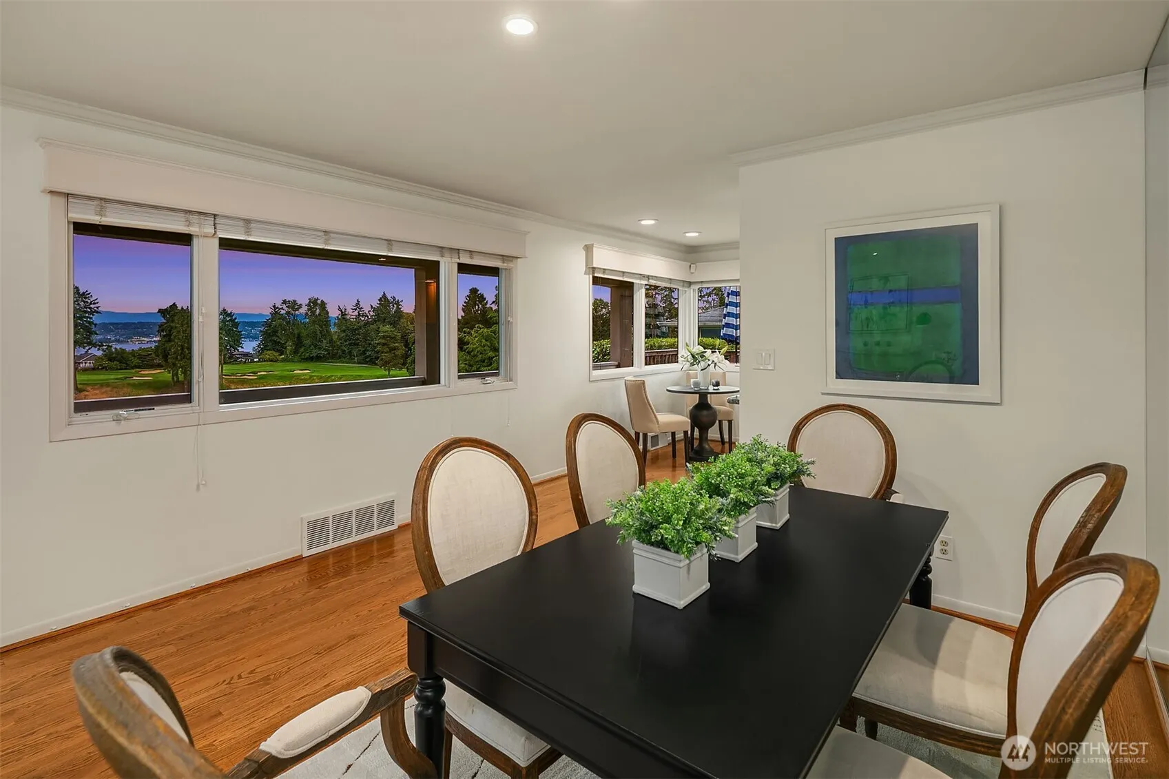 Property photo for 7761 Lakemont Drive Ne, Seattle photo 5