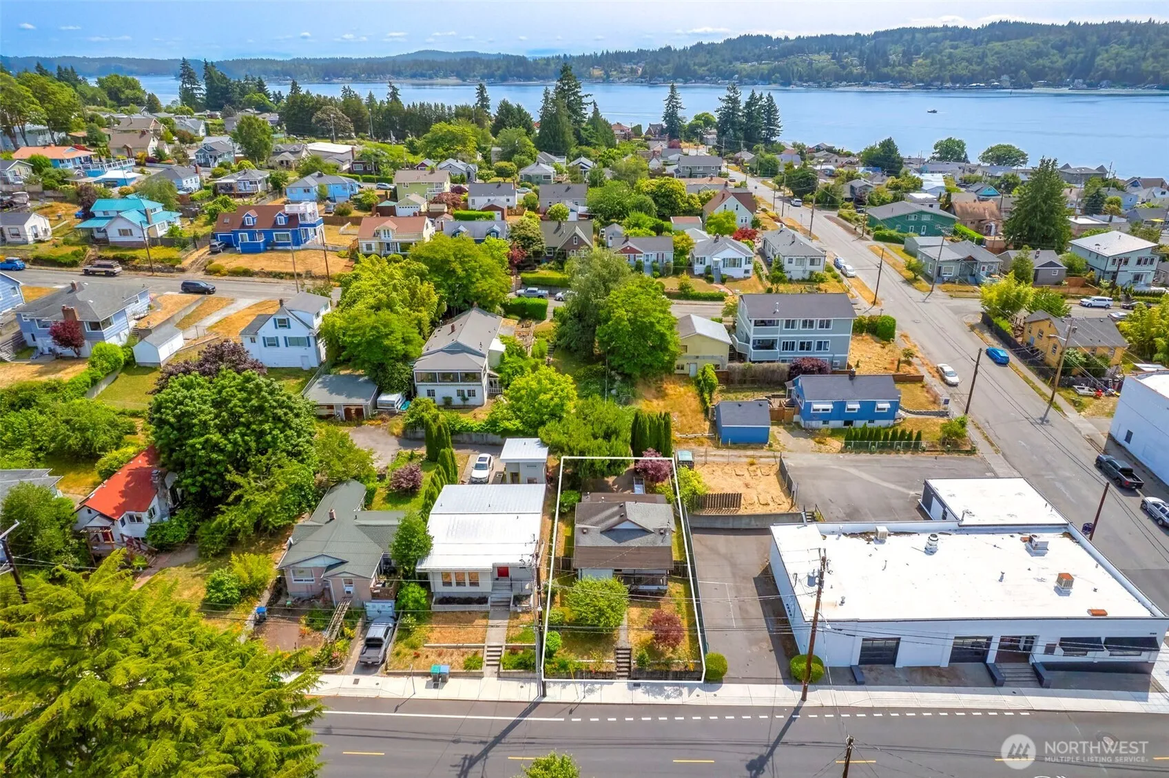 Property photo for 1112 Perry Avenue, Bremerton photo 4