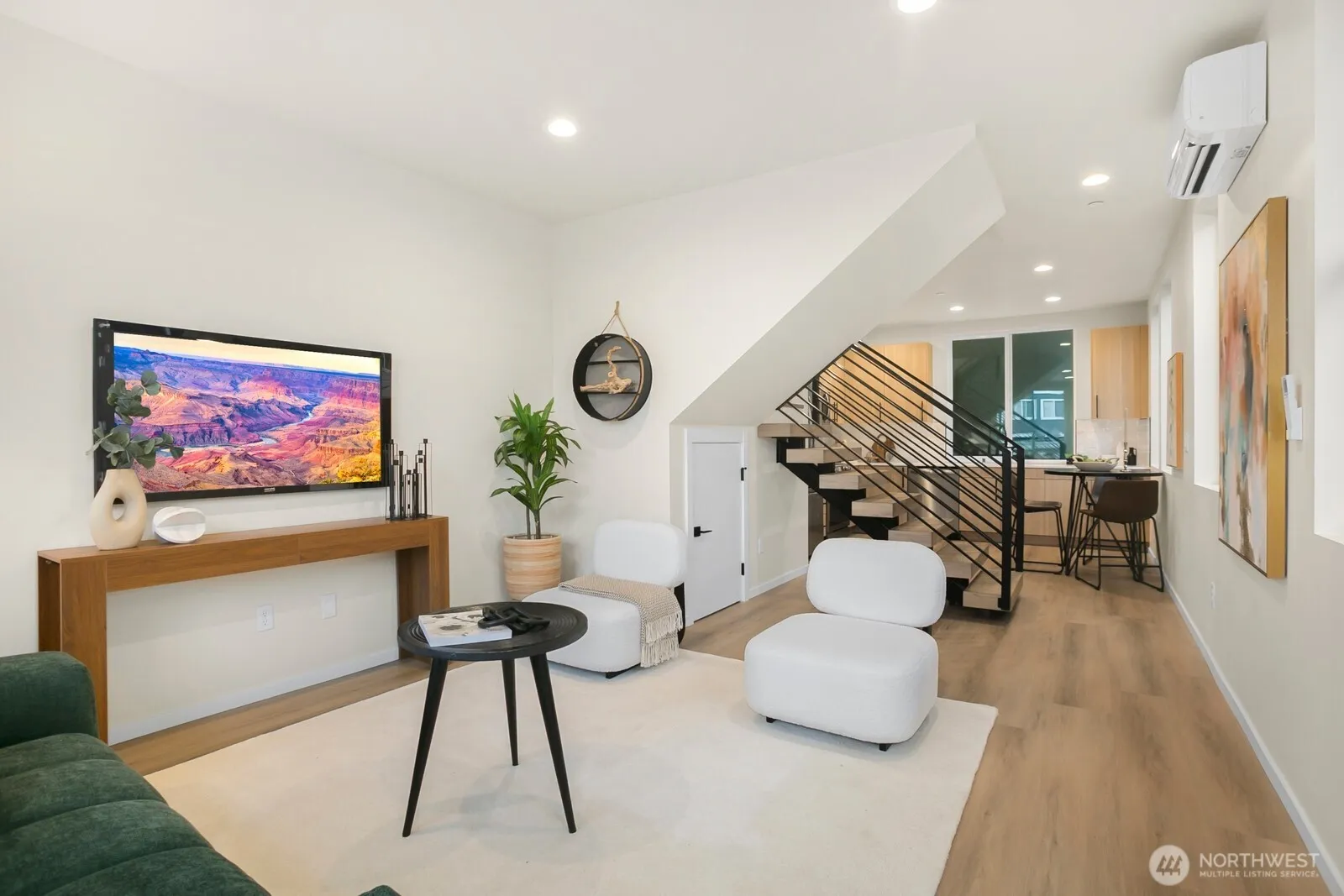 Property photo for 2412 Nw 60th Street #a, Seattle photo 4