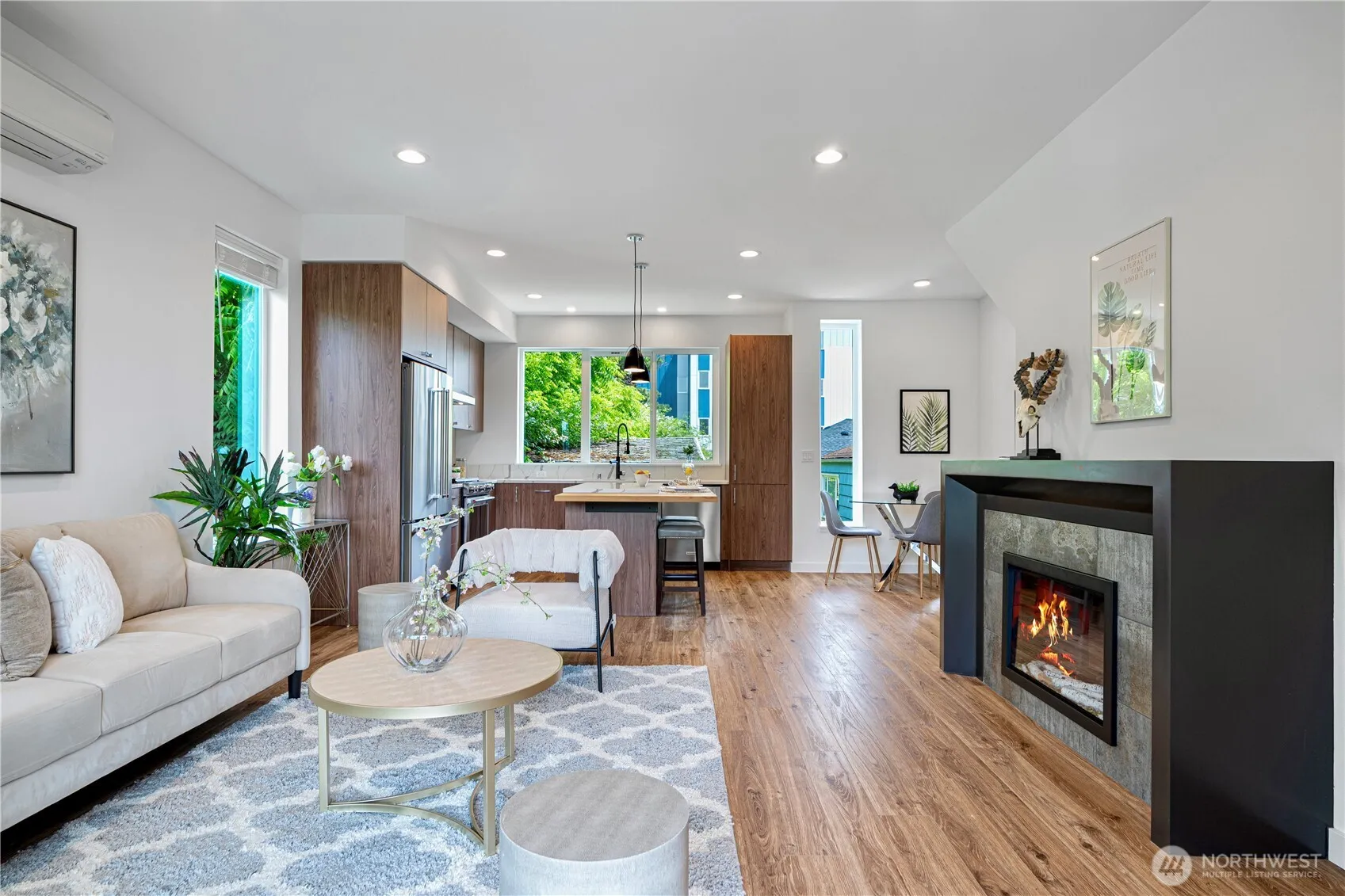 Property photo for 5406 9th Avenue Nw, Seattle photo 5