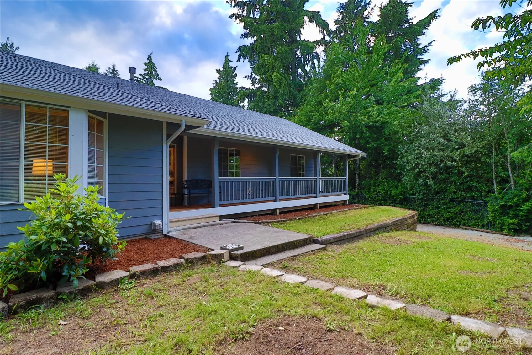 Property photo for 11219 4th Place S, Seattle photo 5
