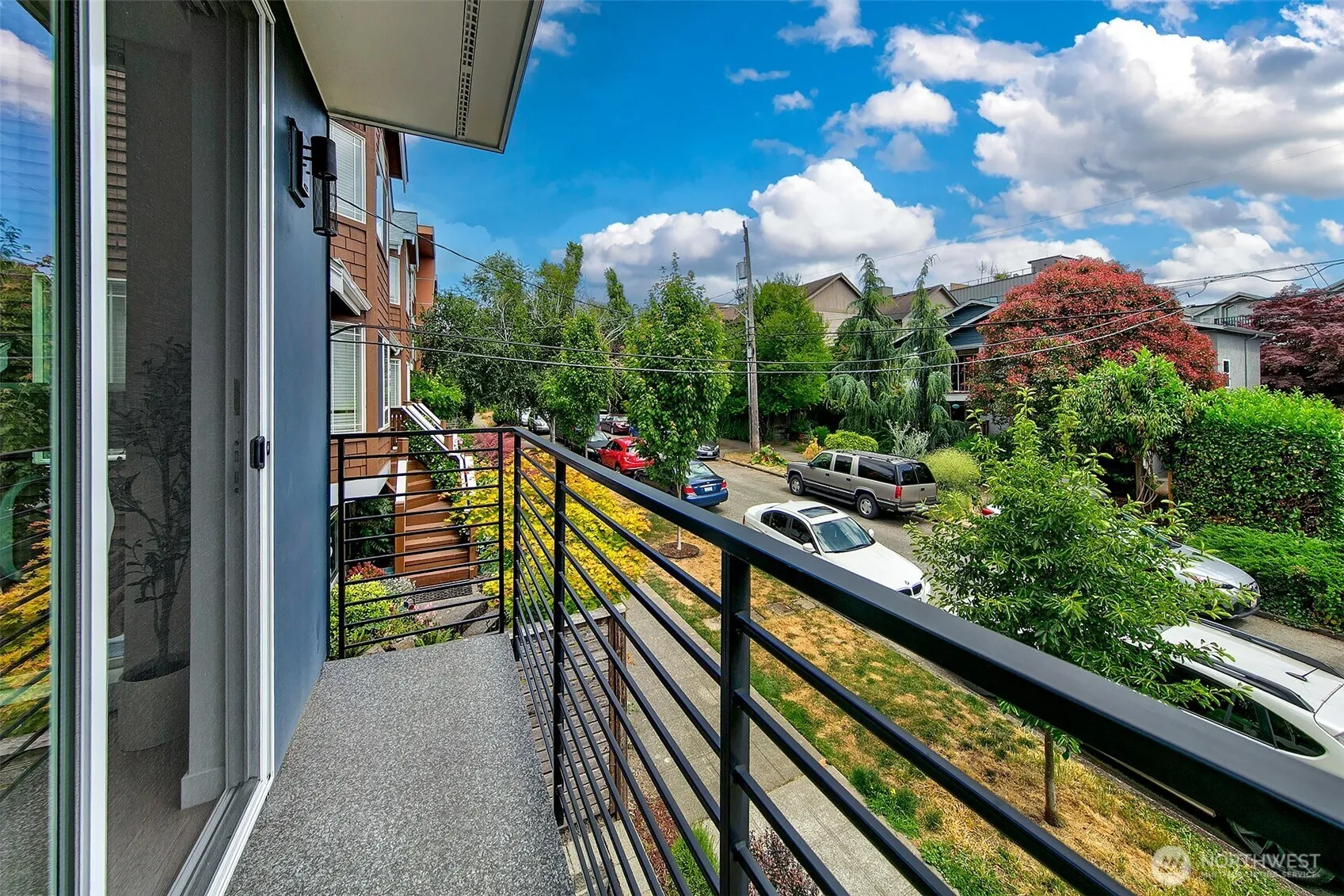 Property photo for 7435 B 4th Avenue Ne, Seattle photo 5