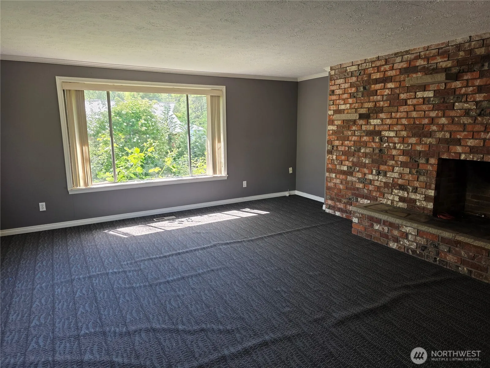 Property photo for 15609 106th Street E, Puyallup photo 2