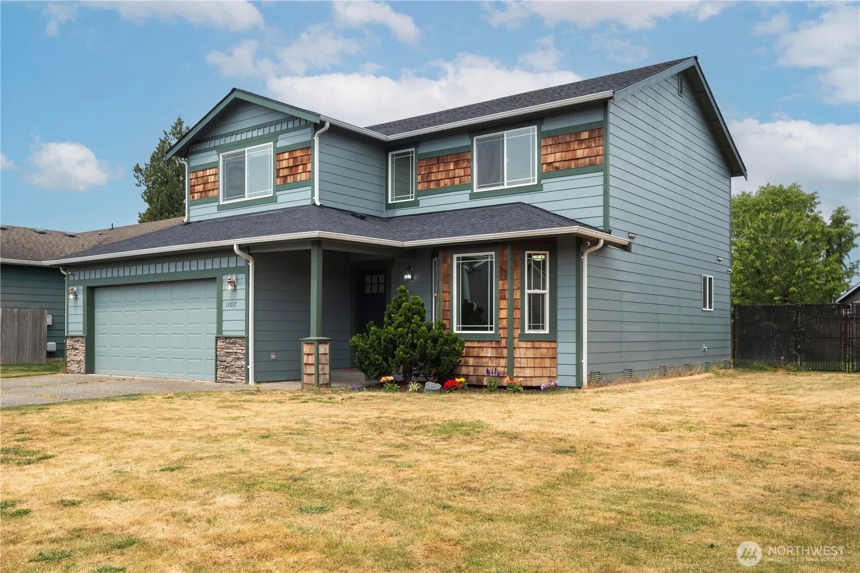 Property photo for 12017 57th Avenue Ne, Marysville photo 2