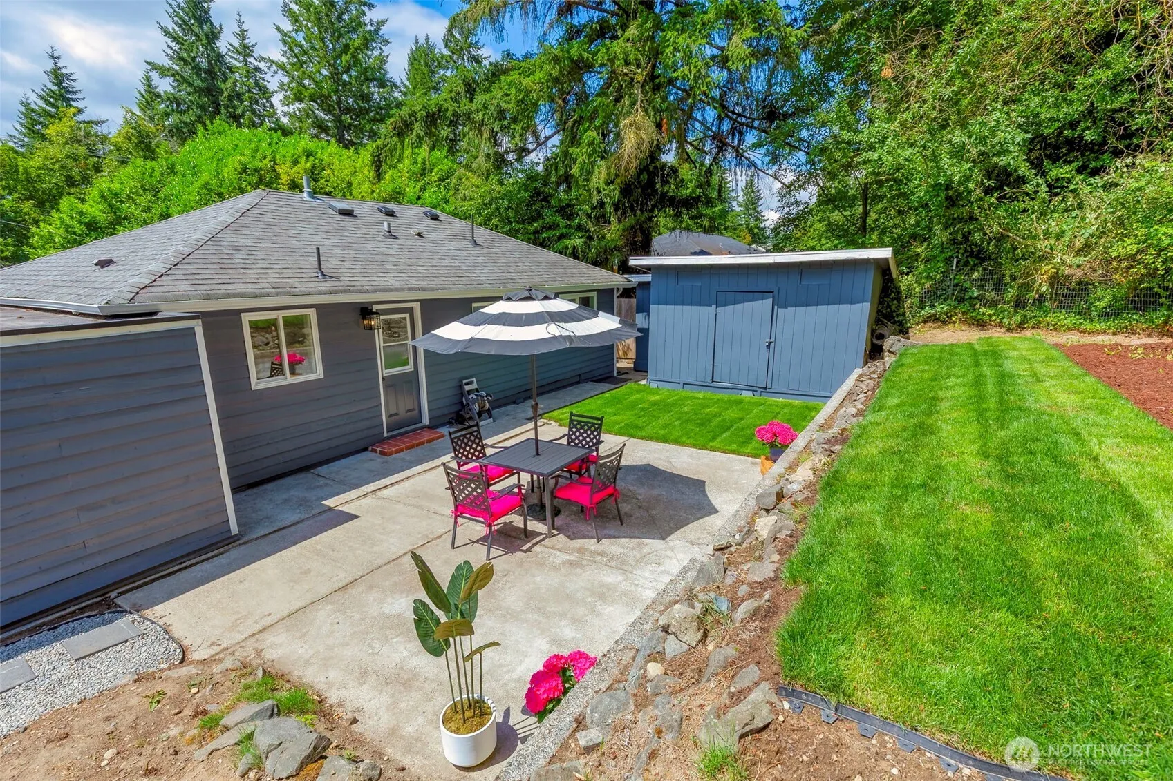 Property photo for 2116 Nw Rocky Point Road, Bremerton photo 3