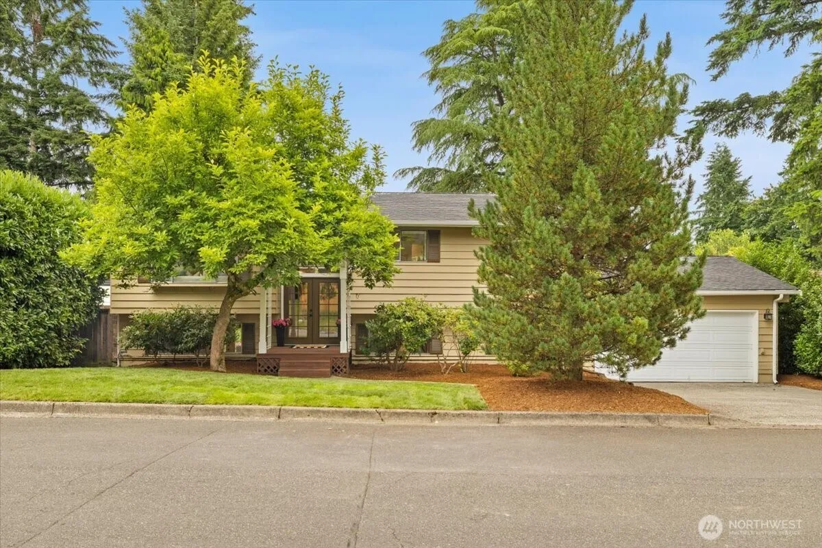 Property photo for 519 220th Street Sw, Bothell