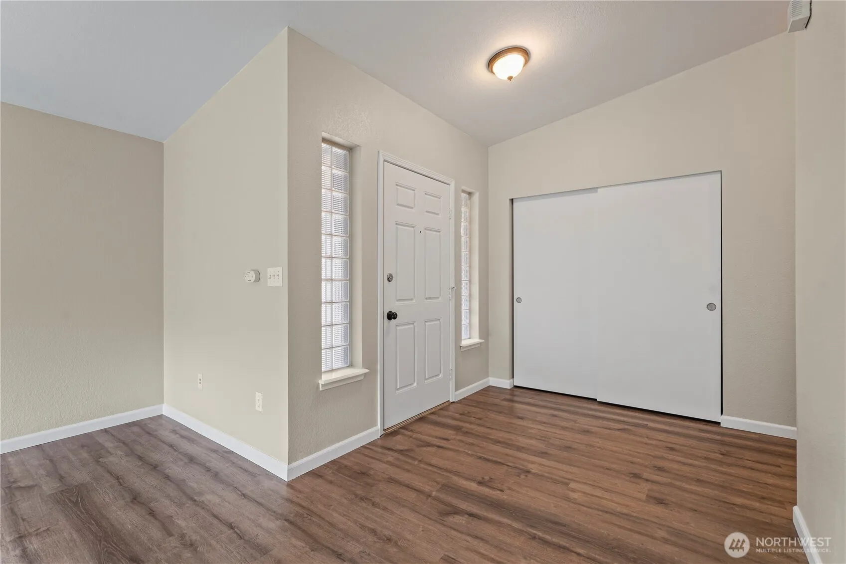 Property photo for 9910 Fairview Lake Road Sw, Port Orchard photo 3
