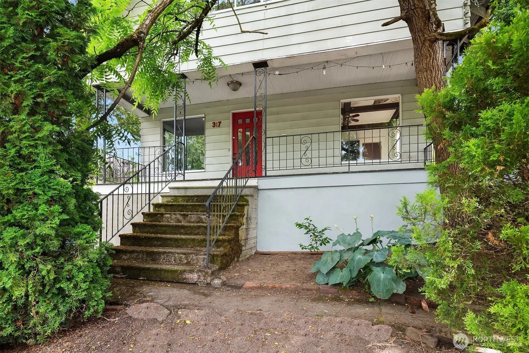 Property photo for 317 58th Street Ne, Seattle
