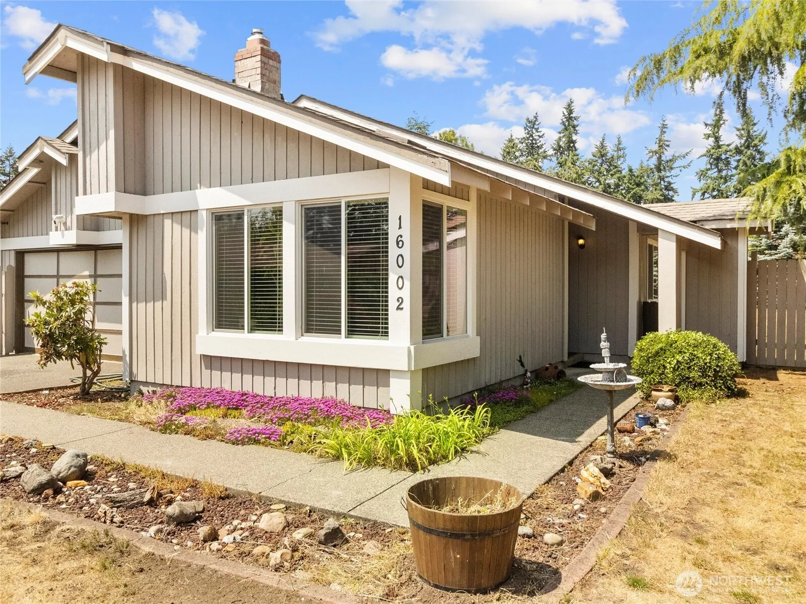 Property photo for 16002 5th Avenue E, Tacoma photo 4