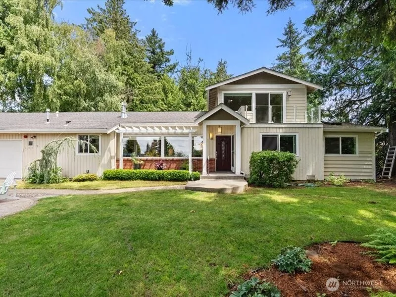 Property photo for 135 Sw 192nd Street, Normandy Park