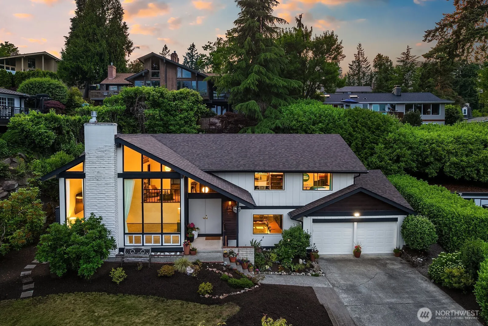 Property photo for 845 179th Place Ne, Bellevue