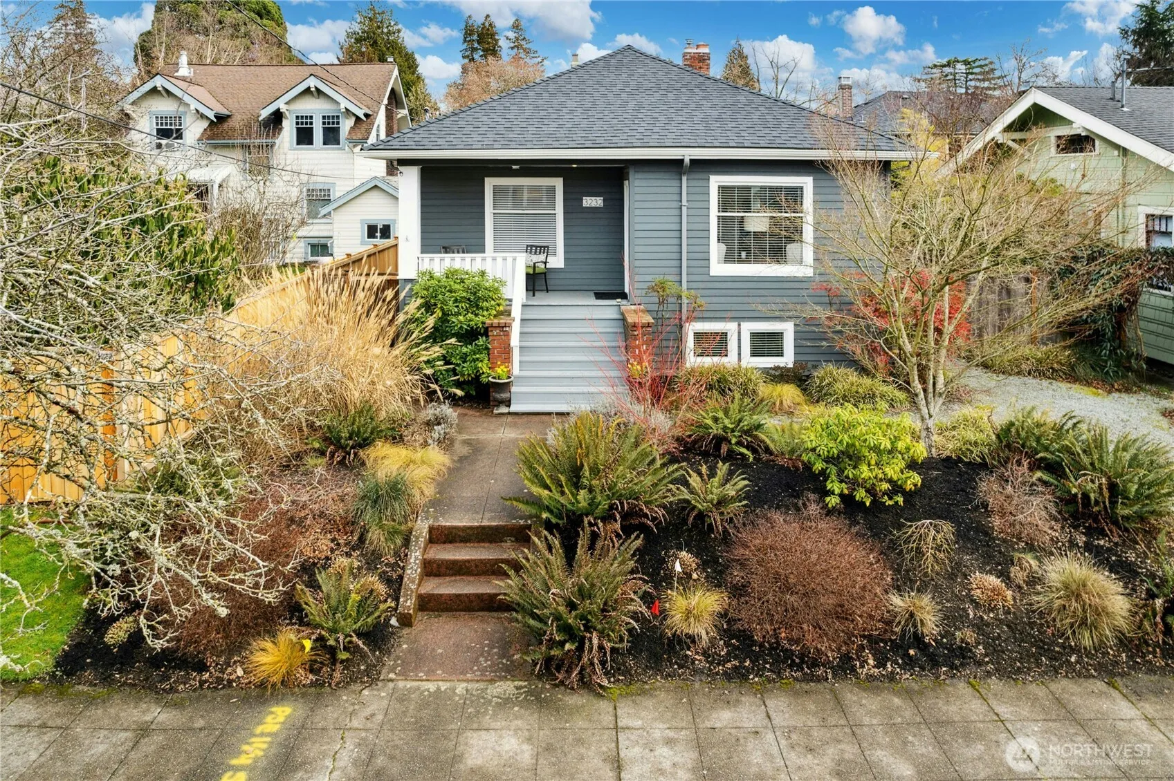 Property photo for 3232 37th Avenue S, Seattle