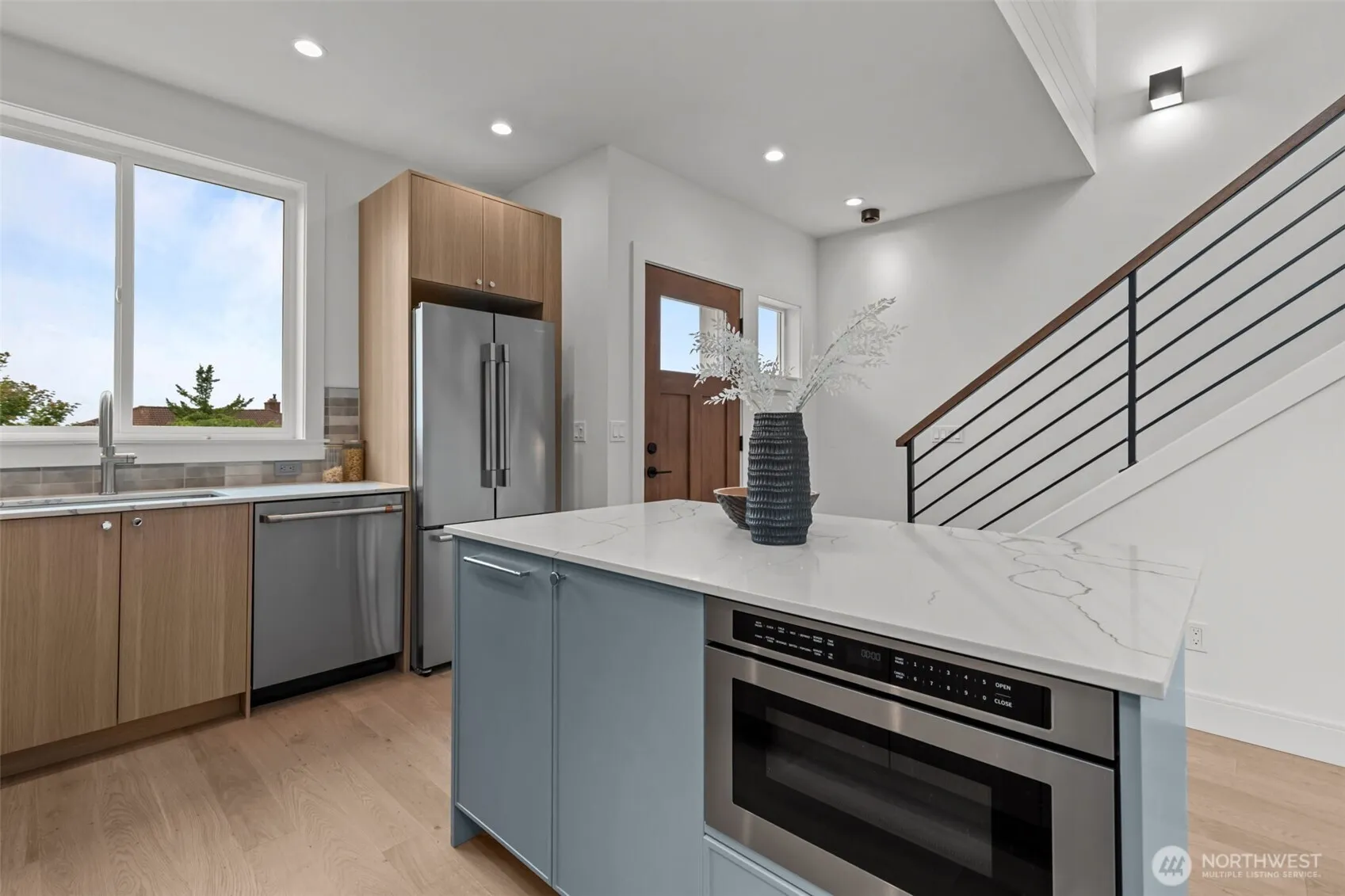 Property photo for 12760 8th Avenue Nw, Seattle photo 3