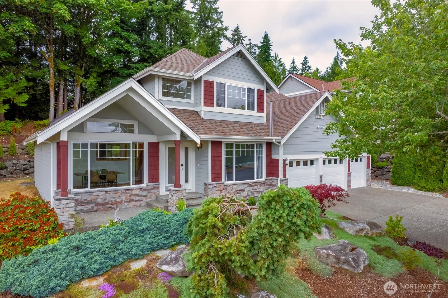Property photo for 3437 Ne Shore Cliff St, Bremerton