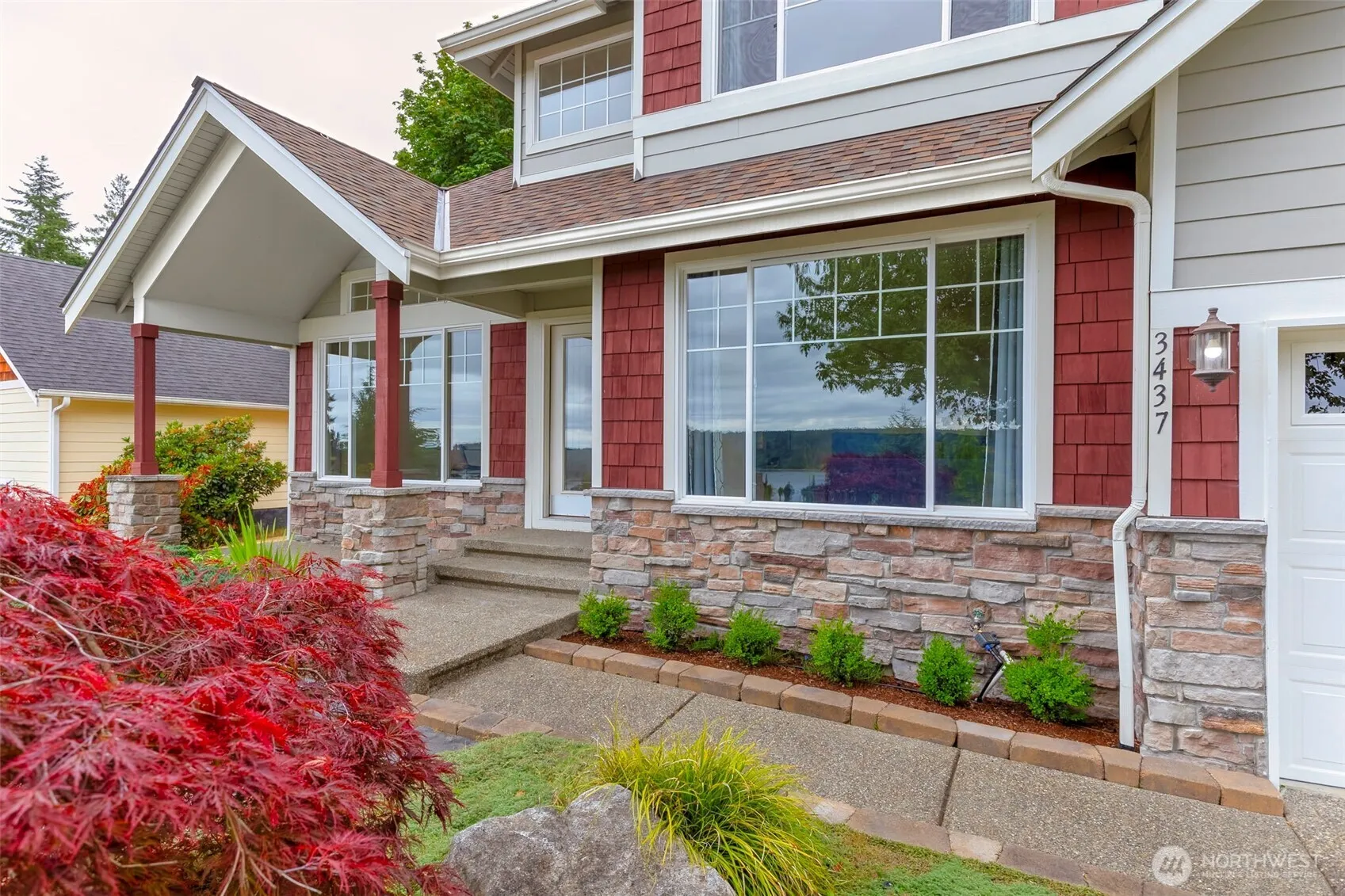 Property photo for 3437 Ne Shore Cliff St, Bremerton photo 4