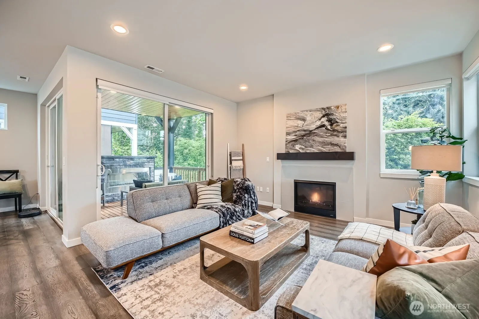 Property photo for 9738 Lindsay Place S, Seattle photo 5