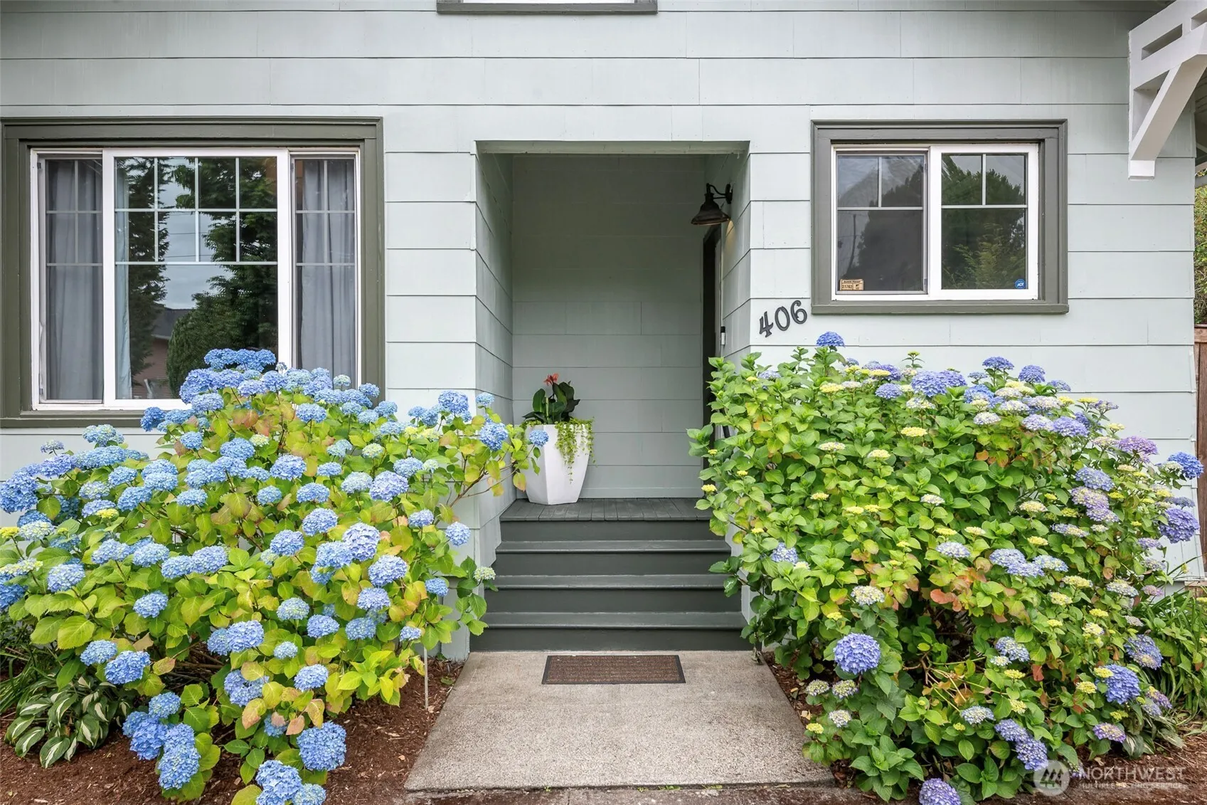 Property photo for 406 N Cushman Avenue, Tacoma photo 3